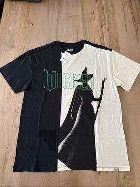 Wicked Split-Panel Graphic Tee - Black & White